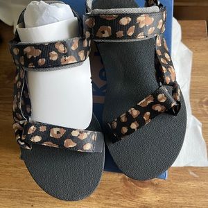 Women's Trio Eco Sandal with Tencel Keds size 6 leopard